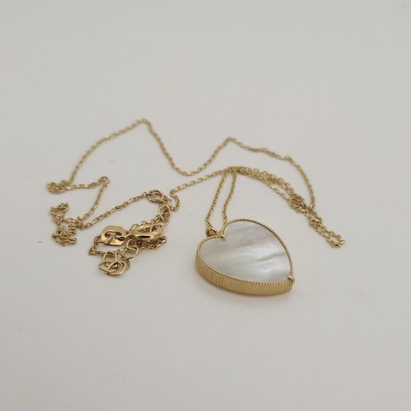 14k Yellow Gold Mother Of Pearl Heart Pendant Necklace 18" - Picture 4 of 9